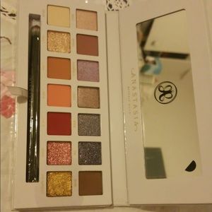 ABH Carli Bybel palette
